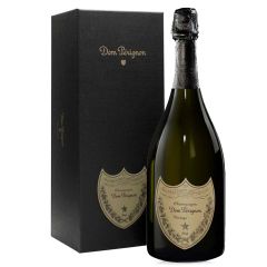 Dom Pérignon champagne in giftbox 75cl