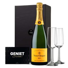 Champagnepakket Veuve Clicquot Brut met 2 flutes