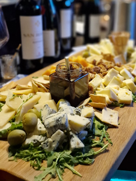 Gevulde borrelplanken